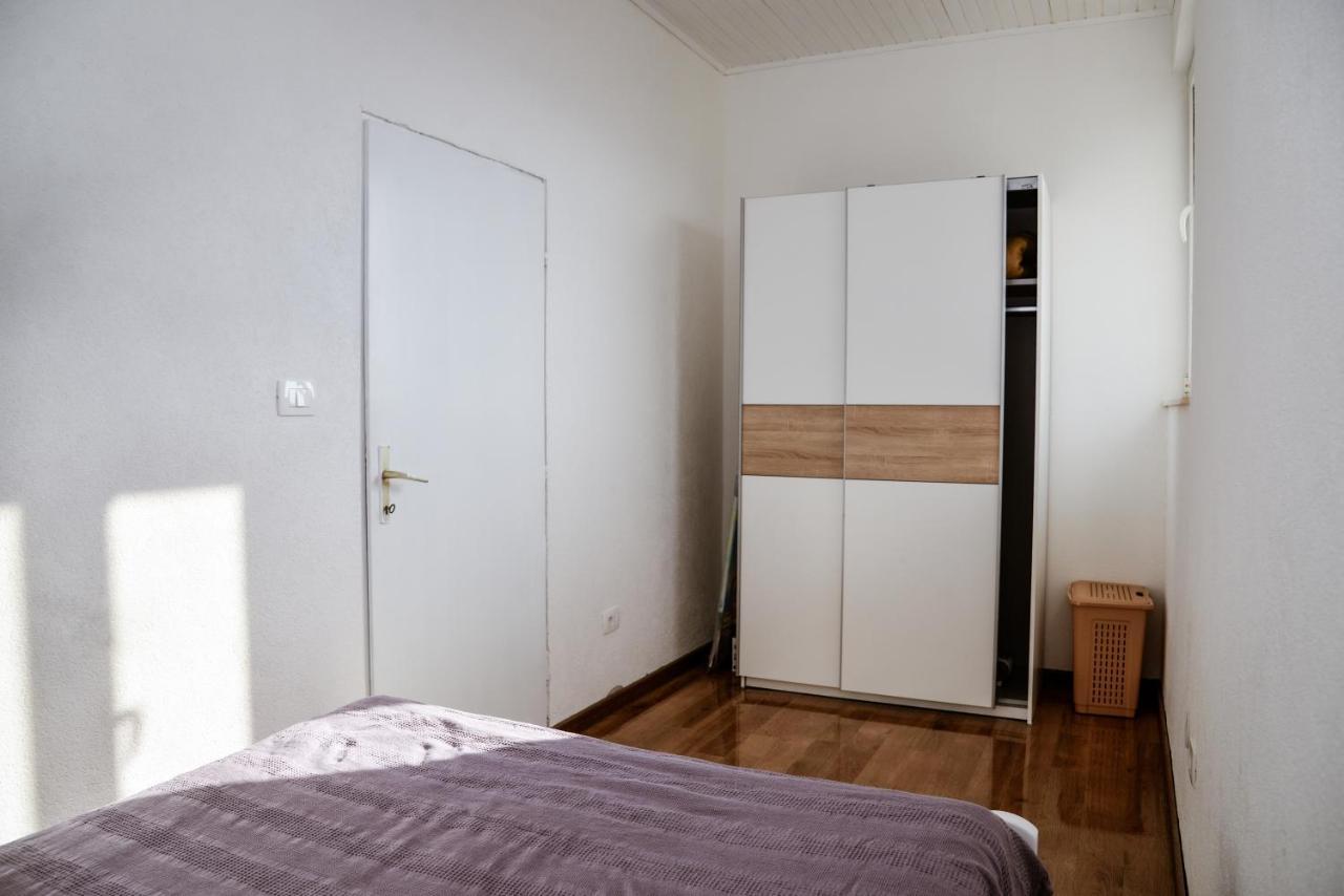 Iker Apartments 蒂瓦特 外观 照片