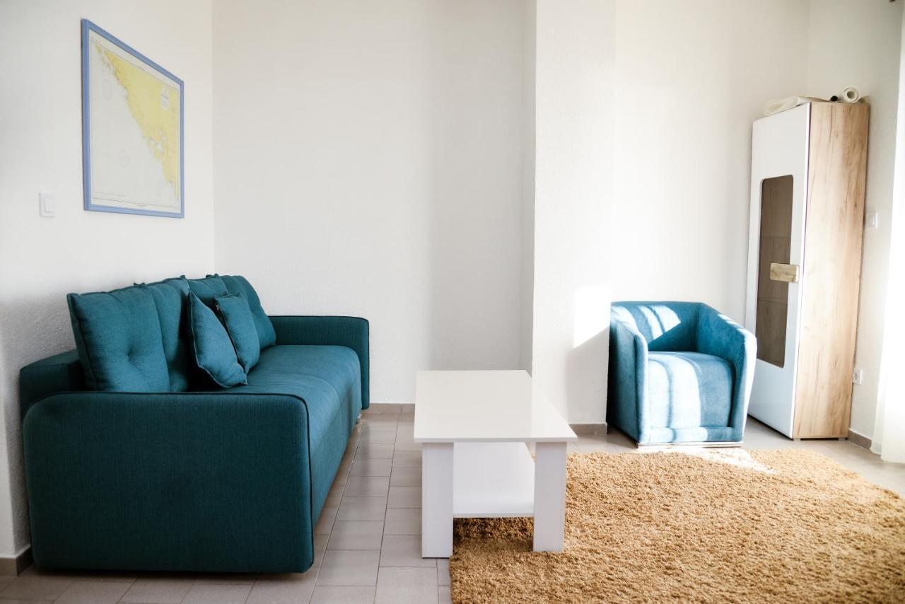 Iker Apartments 蒂瓦特 外观 照片