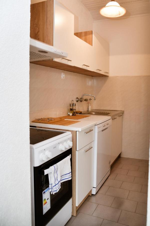 Iker Apartments 蒂瓦特 外观 照片